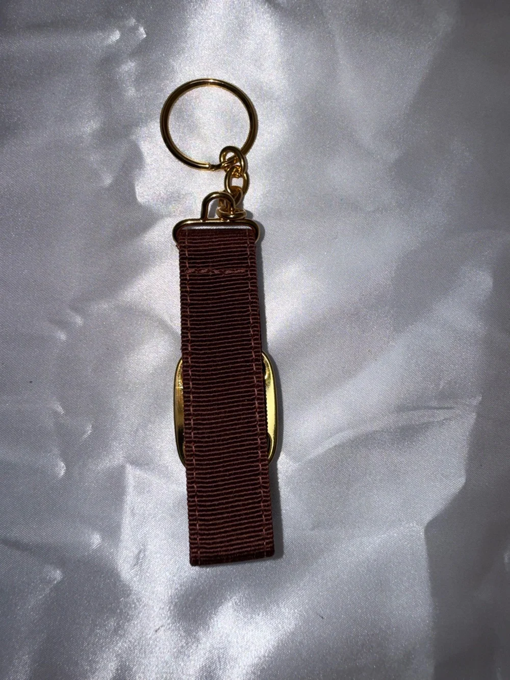 Salvatore Ferragamo Vara Bow Grosgrain Ribbon Keychain Gold Tone Made in Italy